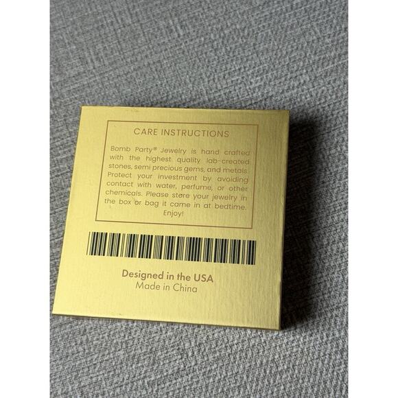 Bomb Party Charming Hoops ER90462 Passionate With Sass - Diamond CZ Hematite - Picture 5 of 5